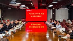 <b>餐厅担任人、食物平安总监和食物平安员、第三</b>